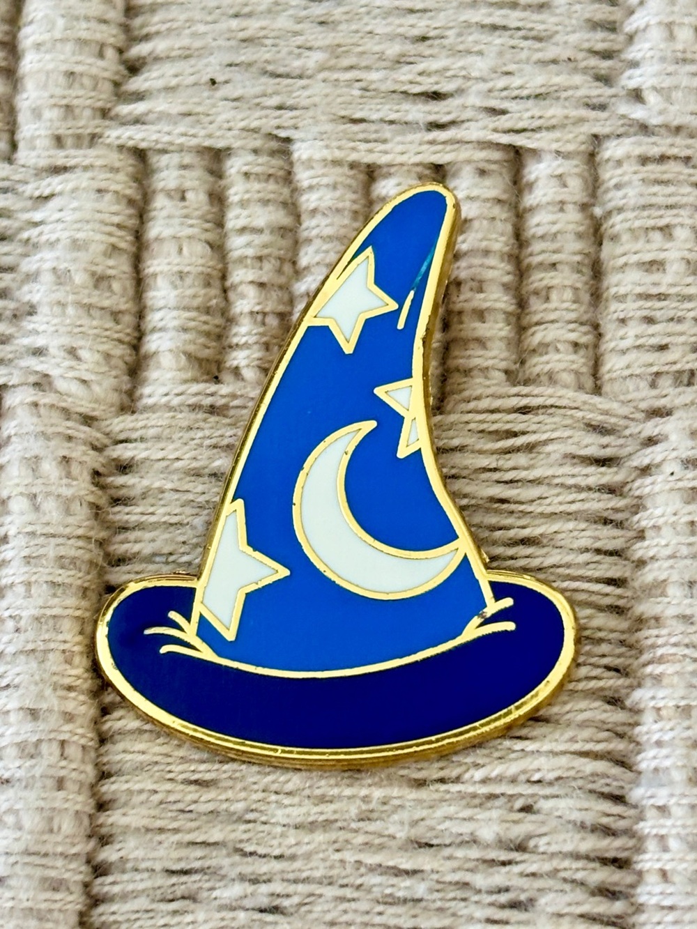DISNEY 2012 Sorcerer Mickey Mouse "Yensid" Hat Pin